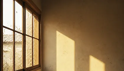 西日が厳しく、夏場は居られなかった2階の部屋。